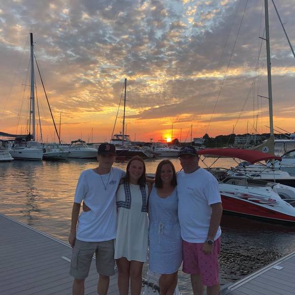 Meet your Posher, Casey - Picture 1 of 1